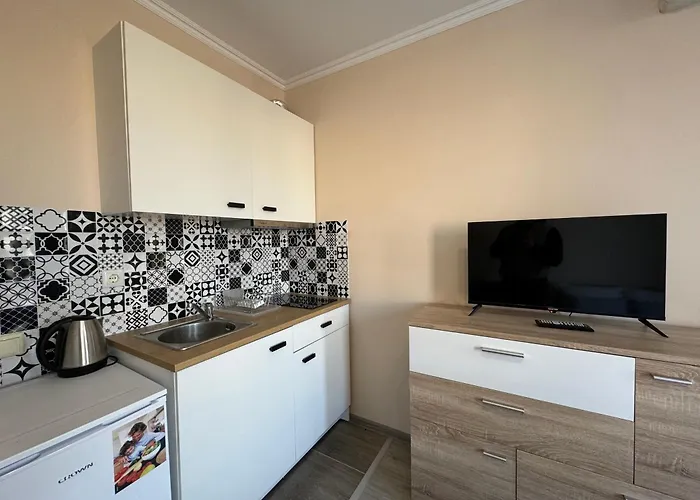 Vip Vision 409 Sunny Apartment